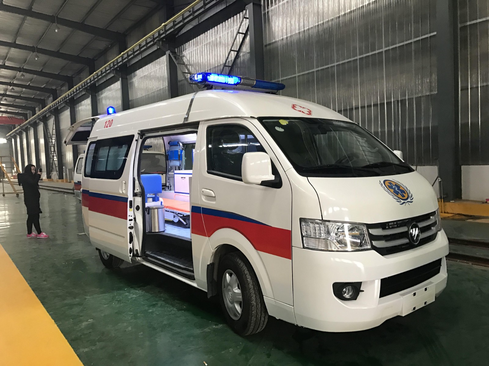 兴县救护车转院
